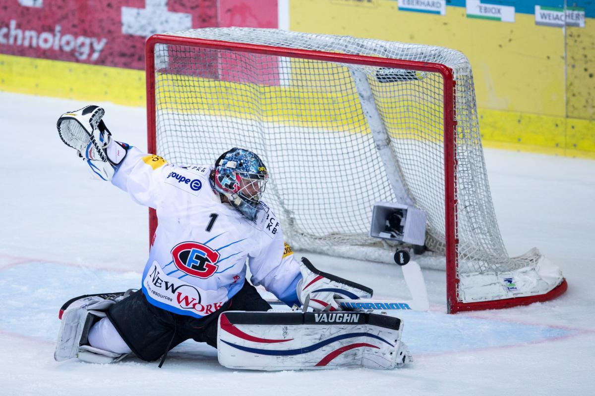 Benjamin Conz et Fribourg devront réagir mardi contre Kloten. [EQ Images - Dominik Baur]