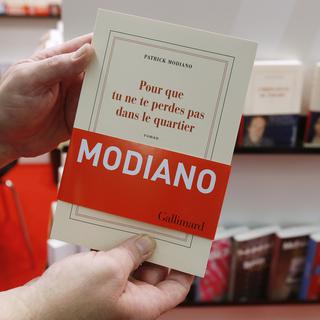 Patrick Modiano, prix Nobel de littérature 2014. [AP Photo/Michael Probst]