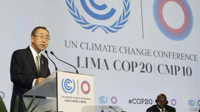 Le secrétaire général de l'ONU Ban Ki-moon à la tribune de la conférence sur le climat à Lima. [AP Photo/Martin Mejia]