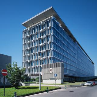 Le siège de l'Organisation mondiale de la santé (OMS) à Genève. [Keystone - Gaëtan Bally]