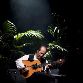 Paco de Lucia a su moderniser le flamenco traditionnel en l'associant avec le jazz et en puisant son inspiration dans divers horizons musicaux. [EPA/Keystone - Montserrat T Diez]