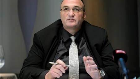 Jean-Charles Legrix au cours d'une conférence de presse en décembre 2013 [KEYSTONE]