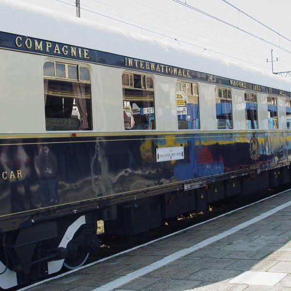 Train rapide l'Orient-Express (Pologne 2007). [CC-BY-SA]