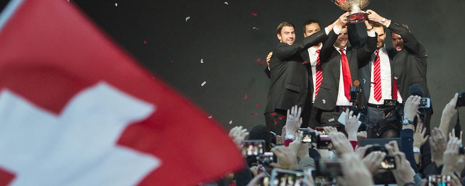 Federer, Wawrinka et cie accueillis en héros à Lausanne. [Jean-Christophe Bott]