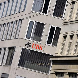 UBS a déjà payé une caution de 1,2 milliard de francs dans le cadre d'une mise en examen pour blanchiment de fraude fiscale. [Walter Bieri]