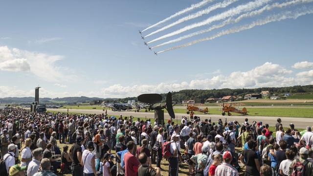 Quelque 80'000 spectateurs se sont rendu à la première journée d'Air14, selon les estimations des organisateurs. [EPA/ALESSANDRO DELLA VALLE]