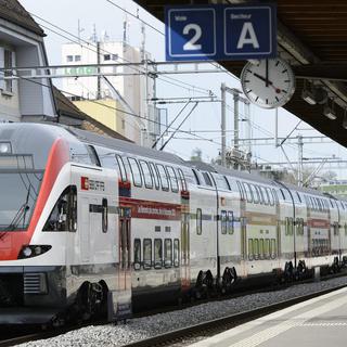 Le réseau mobile s’améliorera dans les trains régionaux. [Laurent Gillieron]