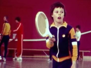 Cours de tennis en 1977 [RTS]