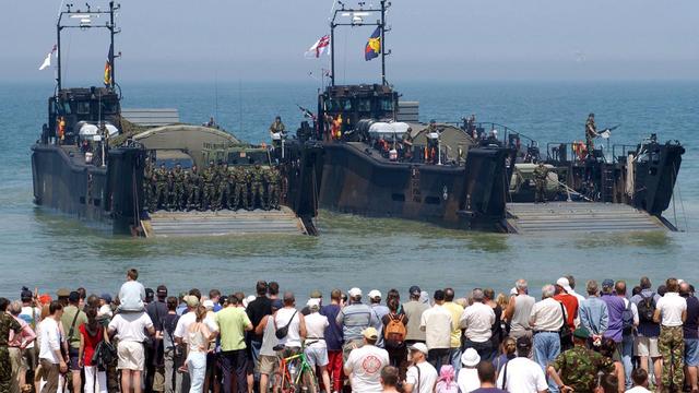 Plusieurs évènements avaient été organisés en 2004 pour les 60 ans du Débarquement. [Giles Penfound - AP Photo]