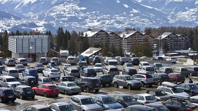 Le nombre de 4x4 varie fortement entre les cantons de montagne et les autres. [Gaëtan Bally]