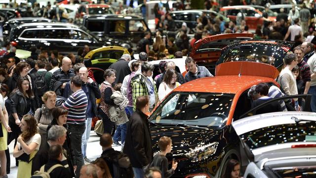 Quelque 700'000 visiteurs sont attendus durant les 11 jours du salon. [Martial Trezzini]