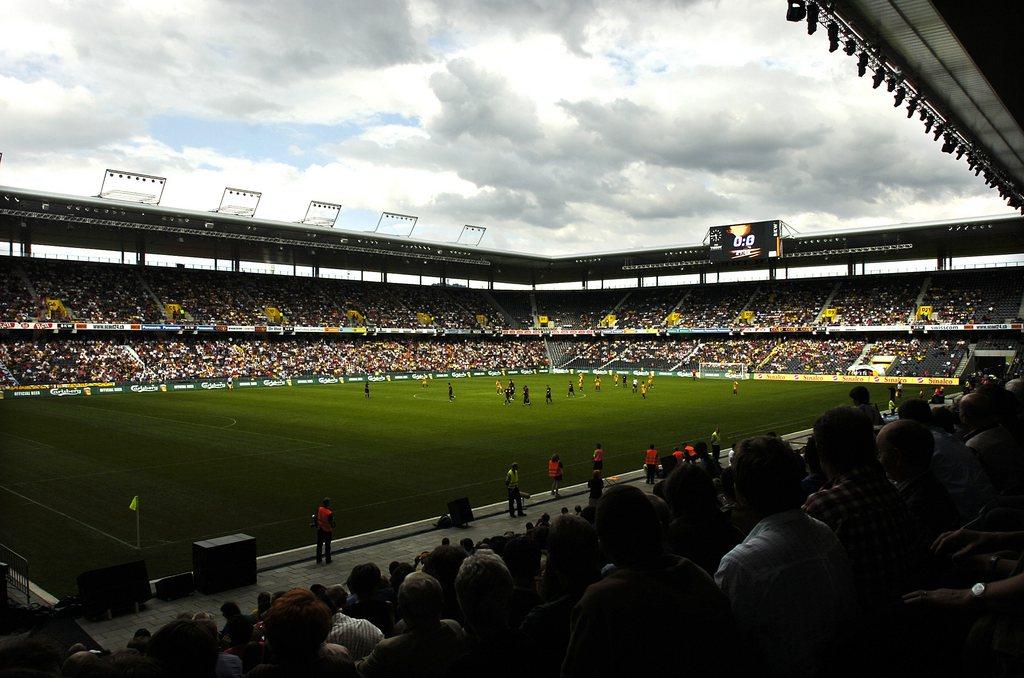 Les fans de Young Boys veulent renouer avec la tradition et redonner le nom de Wankdorf au Stade de Suisse. [KEYSTONE - Edi Engeler]