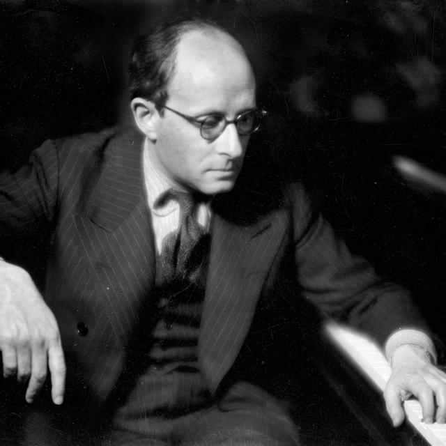 Jean Wiéner (1896-1982), pianiste et compositeur français. [Albin-Guillot]