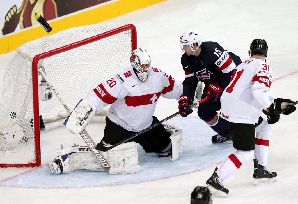 Reto Berra sera titulaire pour un deuxième match de suite. [KEYSTONE - ANATOLY MALTSEV]