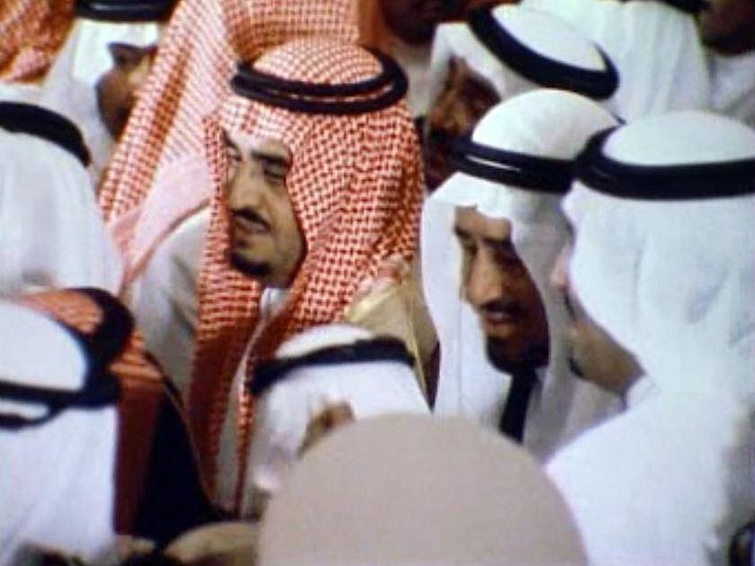 Le nouveau roi Khaled se confronte à la modernisation du pays. [RTS]