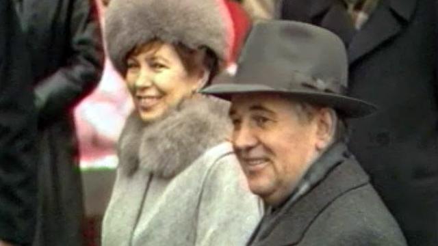 Le président de l'URSS arrive à la mission soviétique de Genève. [RTS]
