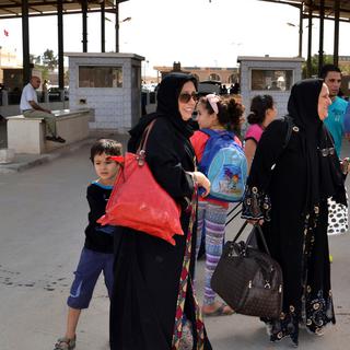 Les Libyens fuient les conflits et se réfugient en Tunisie [AP Photo/Ali Manssour]