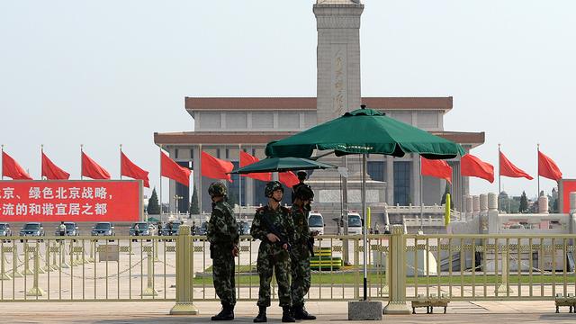 La place Tiananmen bouclée par l'armée, ce mardi 3 juin 2014. [GOH CHAI HIN]