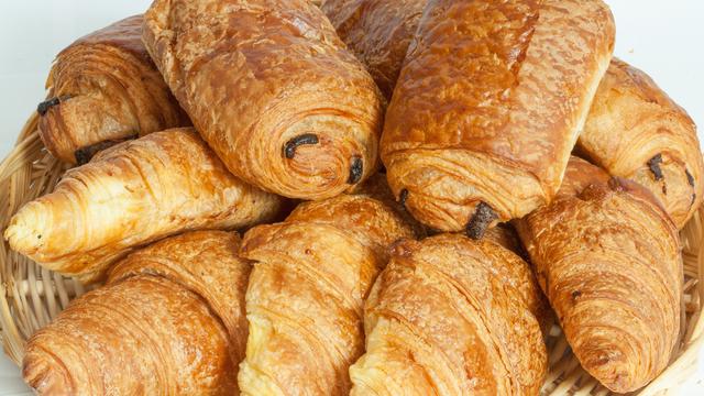 Un boulanger peut-il refuser de vendre une quantité importante de viennoiseries à un seul client? [guitou60]