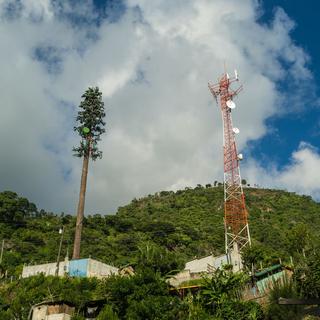 Les petites radios sont menacées en Amérique centrale, notamment au Salvador. [Voisin/Phanie]