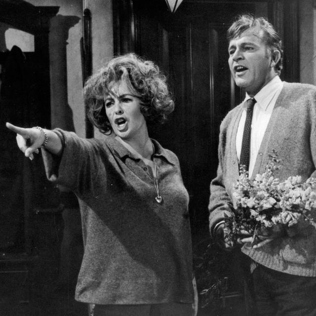 Elizabeth Taylor et Richard Burton dans "Qui a peur de Virginia Woolf?". [Warner Bros / The Kobal Collection / AFP]