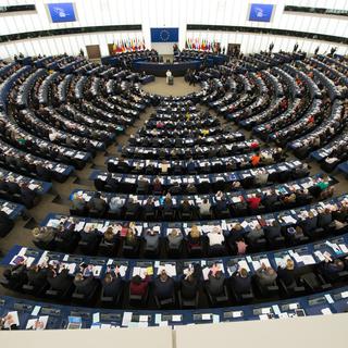 La "résolution pour la défense des droits des consommateurs sur le marché numérique" du Parlement européen a particulièrement attiré l'attention car elle s'en prend à Google. [AFP PHOTO/OSSERVATORE ROMANO HANDOUT]