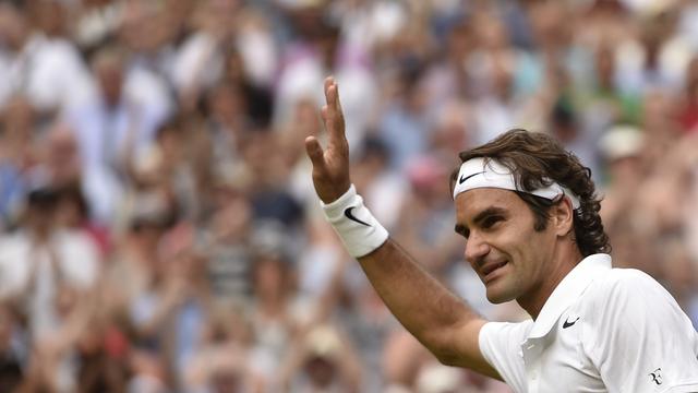 Roger Federer a battu Stan Wawrinka sur le gazon londonien de Wimbledon.