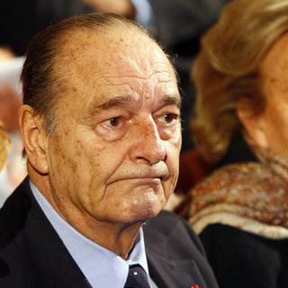 Jacques Chirac soutient Alain Juppé, sa femme Bernadette soutient son rival Nicolas Sarkozy. [AP Photo/Francois Mori]