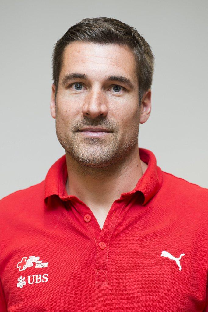 Coach national, Laurent Meuwly dirige les relayeuses depuis 2010. [KEYSTONE - Jean-Christophe Bott]