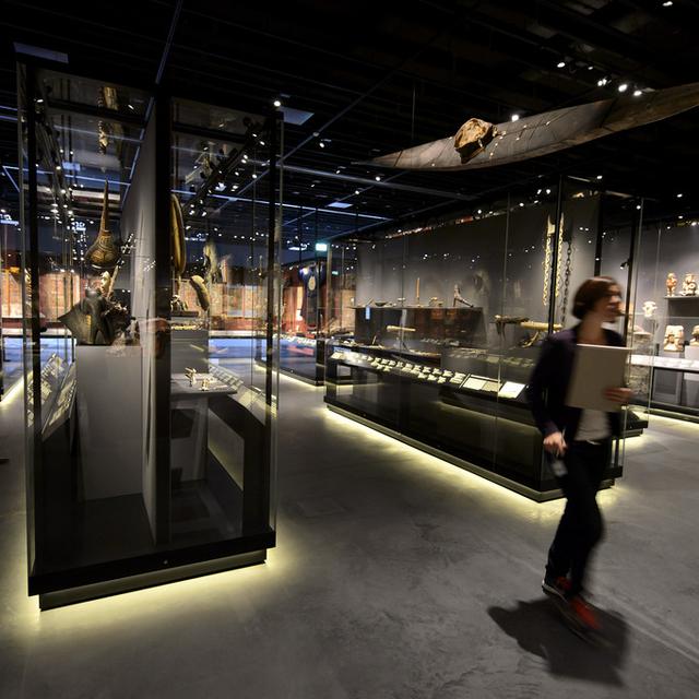 L'intérieur du nouveau Musée d'ethnographie de Genève. [Martial Trezzini]