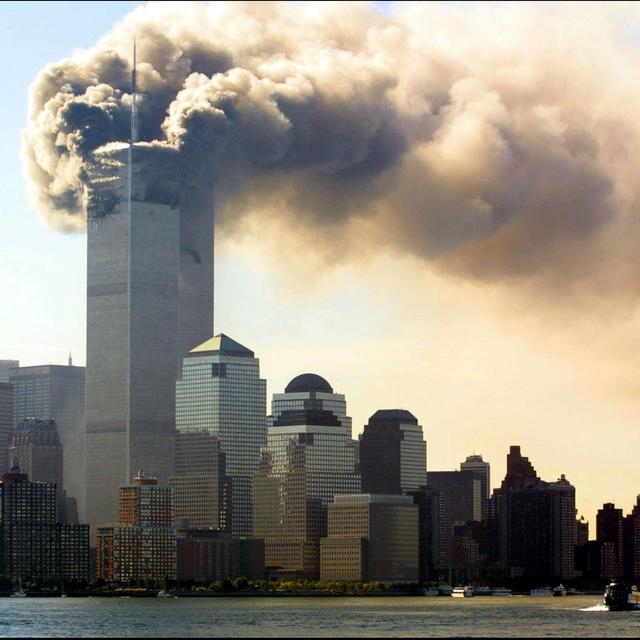 Le World Trace Center à New York juste après les attaques terroristes du 11 septembre 2001. [Hubert Michael Boesl / DPS]
