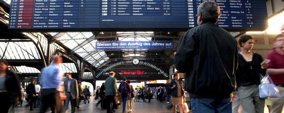 Le tableau de la gare de Zurich sera lui aussi remplacé d'ici à la fin de l'année prochaine. [Gaetan Bally]