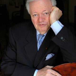 Portrait du pianiste et chef d'orchestre français Philippe Entremont. [coupannec]