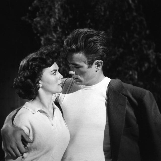Natalie Wood et James Dean dans "La fureur de vivre", Nicholas Ray, 1955. [Warner Bros / The Kobal Collection / AFP]