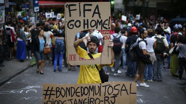 Manifestation Mondial football brésil Rio [AP Photo/Silvia Izquierdo]