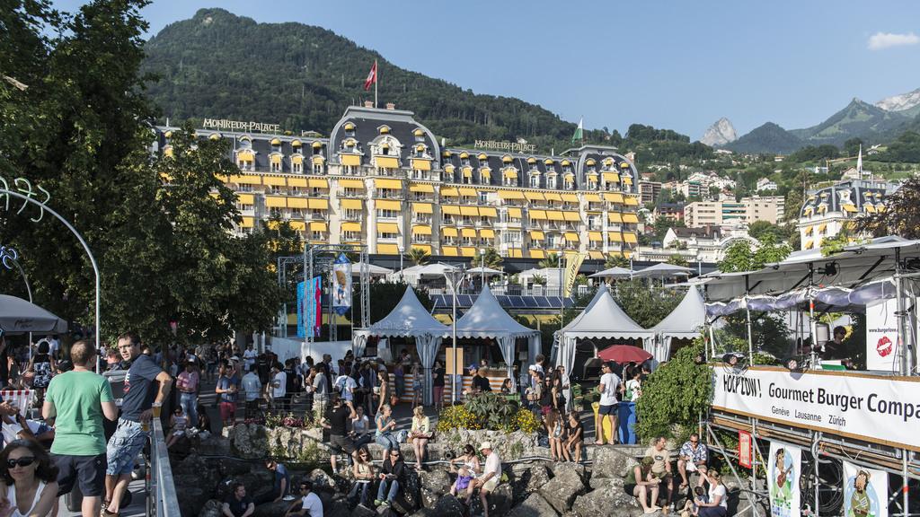 Festival-goers enjoy the ATMOSPHERE at the 47th Montreux Jazz Festival, in Montreux, Switzerland, Friday, July 12, 2013. (KEYSTONE-) [Christian Beutler]