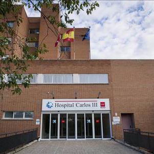 L'hôpital Carlos III à Madrid, où travaille l'aide-soignante contaminée par le virus Ebola. [EPA/Keystone - Luca Piergiovanni]