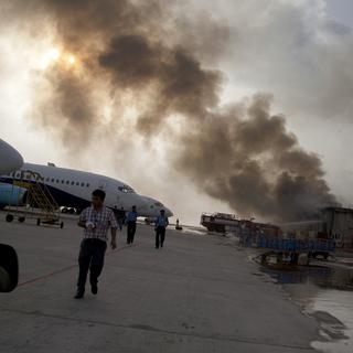 L'attaque de dimanche à l'aéroport de Karachi avait fait au moins 30 morts. [AP Photo/Shakil Adil]