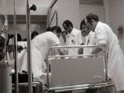 Pas de répit au service des urgences de l'hôpital cantonal vaudois, 1973. [RTS]