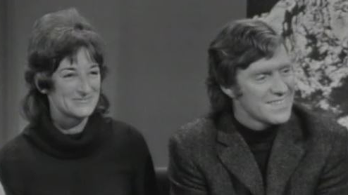 Les alpinistes genevois Michel et Yvette Vaucher en 1971. [RTS]