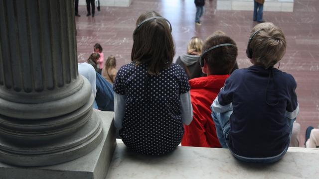 Les enfants en visite au musée. [machiavel007]