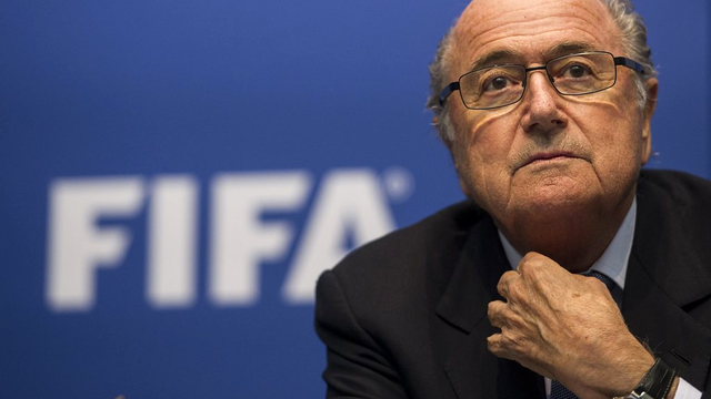 Sepp Blatter dirait "oui à un nouveau mandat" si les associations membres lui demandent d'être candidat à l'élection en 2015. [Ennio Leanza]