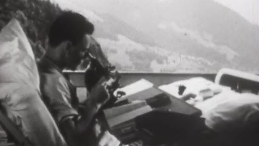 Etudiant dans un sanatorium à Leysin en 1944. [RTS]