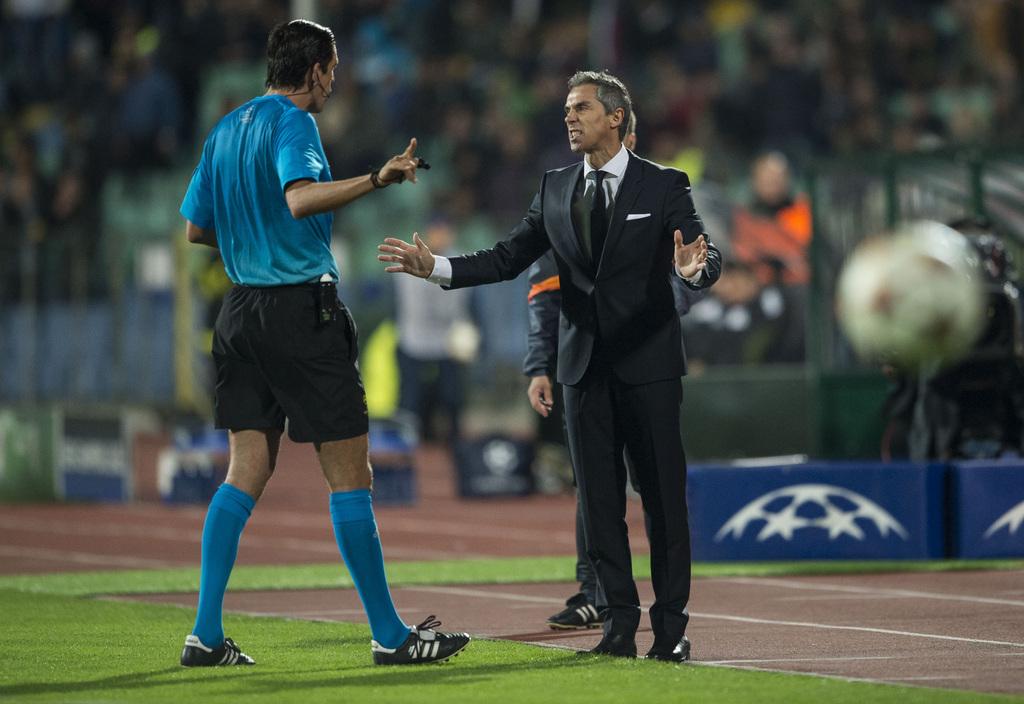 Le coach Paulo Sousa avait toutes les raisons d'être furieux contre l'arbitre. [KEYSTONE - Ennio Leanza]