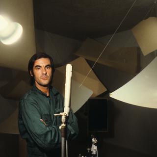 Gérard Manset, ici en 1985, a sorti un nouvel album intitulé "Un oiseau s'est posé" en avril 2014. [Roger-Viollet - Jean-Pierre Couderc]