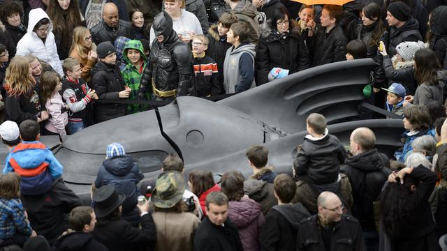 Batman et sa Batmobile débarquent à Yverdon. [Laurent Gillieron]