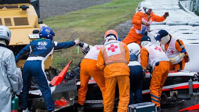 La voiture de Bianchi avait percuté violemment une grue. [Hiroshi Yamamura]