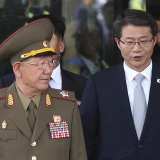 Rencontre rarissime entre les autorités des deux Corées. [AP Photo/Yonhap, Yun Tae-hyun]