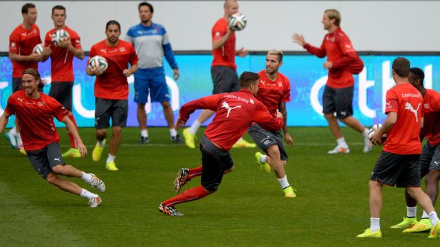 Les Suisses à l'entraînement lundi à Lucerne. [Urs Flueeler]