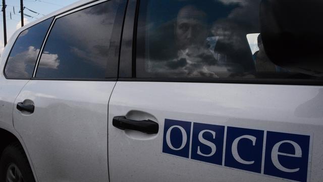 Une autre équipe de l'OSCE avait été retenue par des insurgés pro-russes en avril. [RIA Novosti/AFP - Natalia Seliverstova]